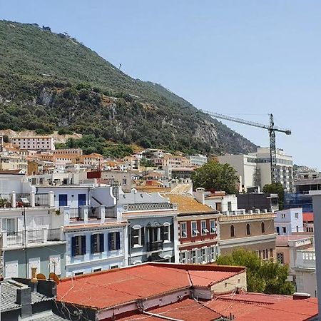 Gibraltar Town Centre Flat With Roof Terrace 아파트 외부 사진